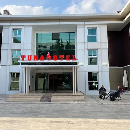 Tuna Rezi̇dans 호텔 *