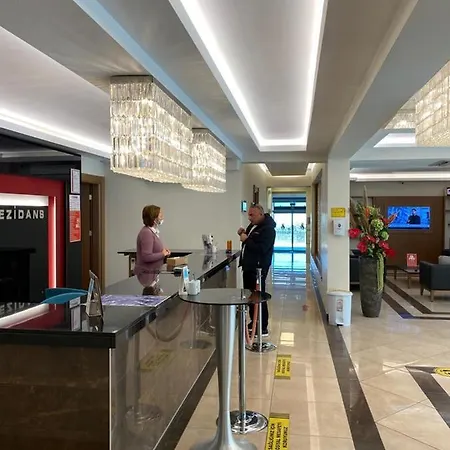 Tuna Rezi̇dans 호텔 Gulagzi