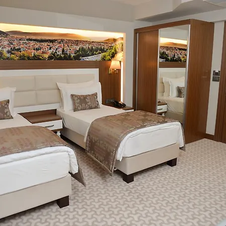 호텔 Tuna Rezi̇dans *