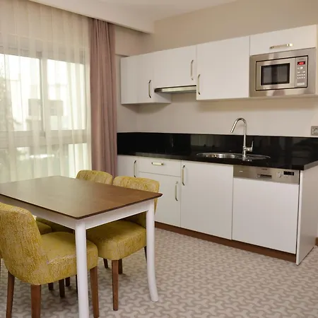 호텔 Tuna Rezi̇dans *